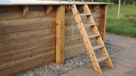 Piscine en bois 4.71x4.72 - H.1.2 m  autoportante