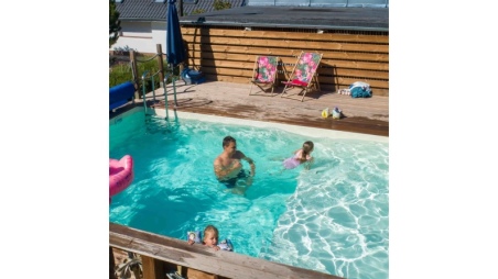 Piscine en bois NEMO 5.79 x 3.49 - H.1.45 m avec plage, sable, fixations à visser