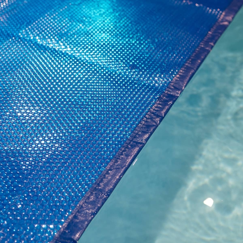Bâche à bulles d'été 5.57 x 2.32 m pour piscine BAS7307
