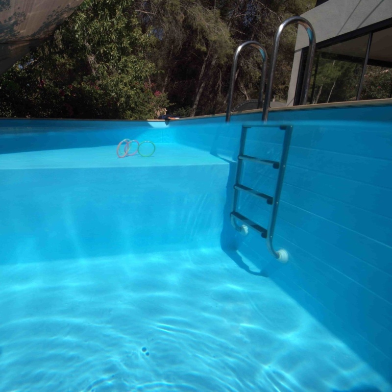 Piscine en bois AQUA 10.2 x 5.2 - H.1.45 m avec plage, bleu pâle, fixations à visser